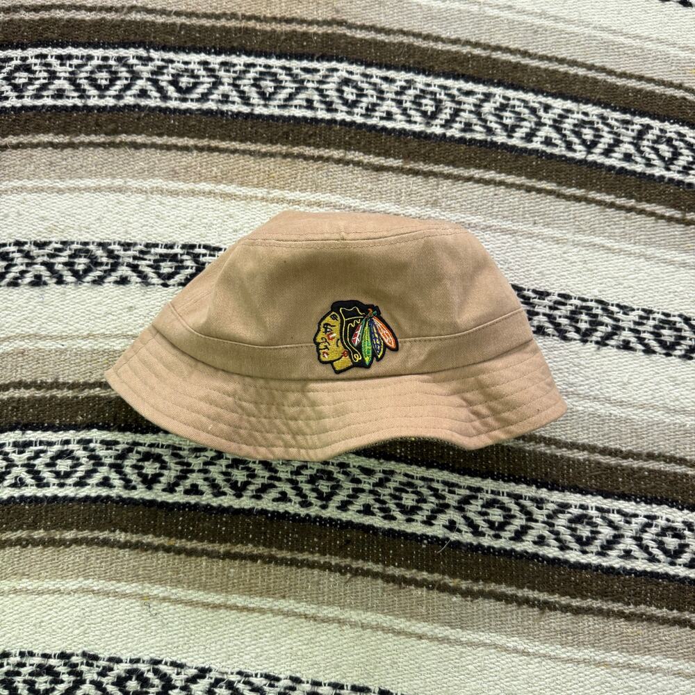 Vintage 90's Zephyr Chicago Blackhawks Sample Beige Tan Lined Bucket Hat Sz L/XL